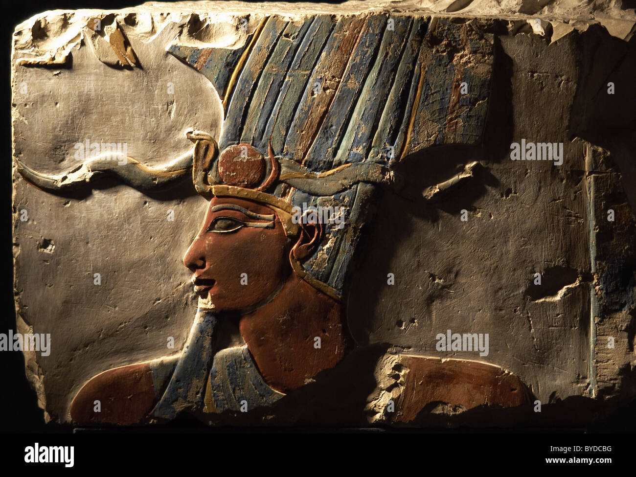 L'art égyptien de secours Polychrome Le Pharaon Thoutmosis III (h.1490-1436 avant J.-C.). Sixième pharaon de la xviiième dynastie. Banque D'Images