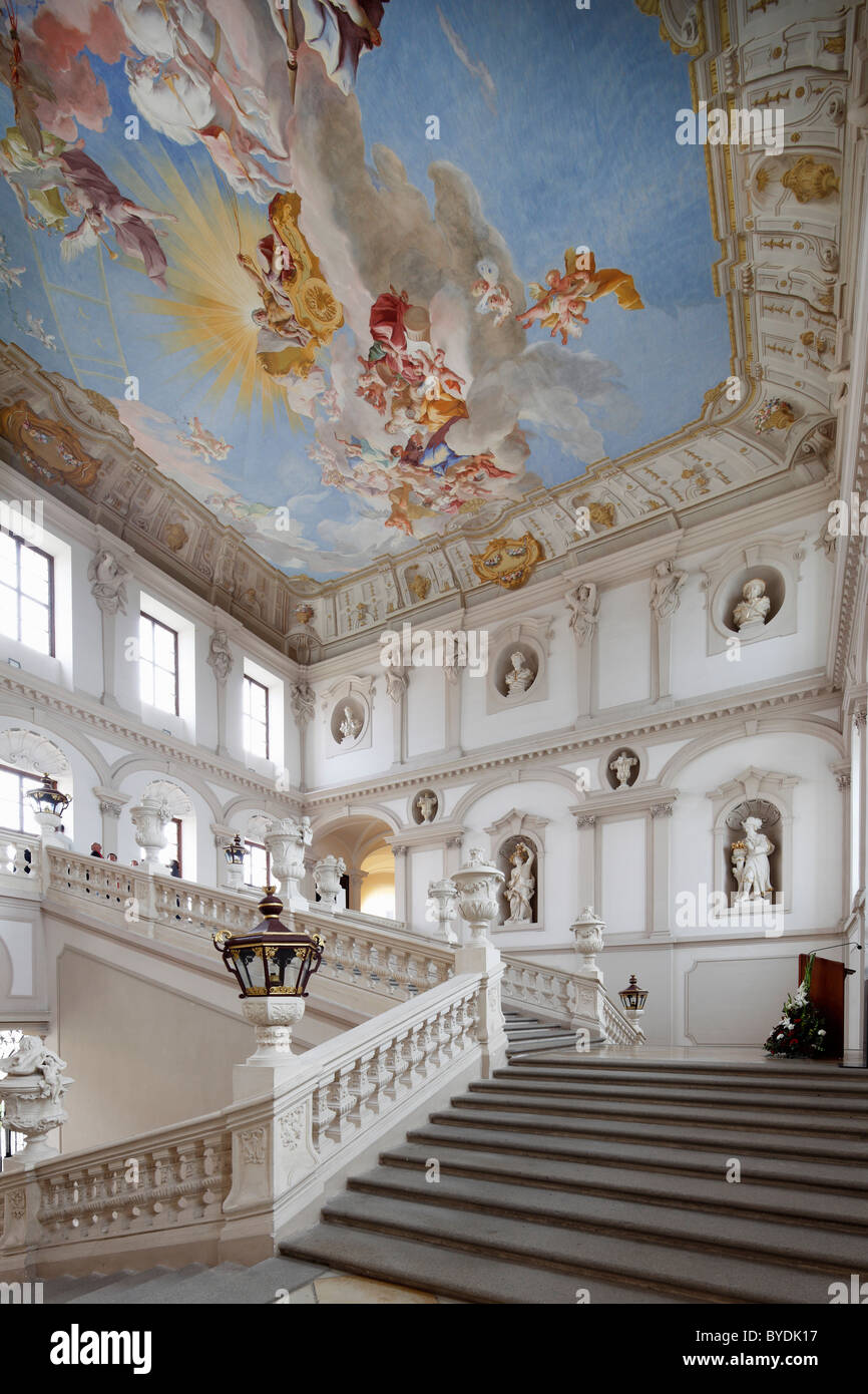 Escalier de l'empereur dans l'aile impériale, fresques au plafond par Paul Troger, Goettweig Abbaye, Wachau, Mostviertel, doit Trimestre Banque D'Images