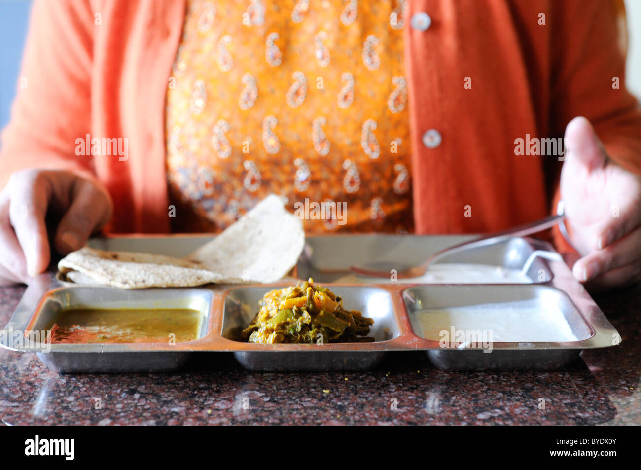 La nourriture sur le bac à temple Sri Guru Singh Sabha Hounslow Middlesex Banque D'Images