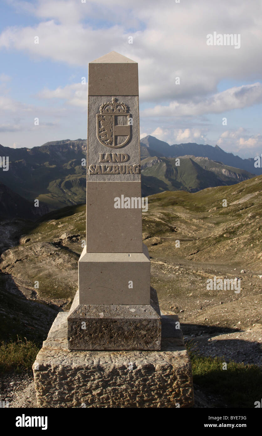 Land Salzburg signe, Mt. Le Grossglockner, le Parc National du Hohe Tauern, Carinthie, Autriche, Europe Banque D'Images