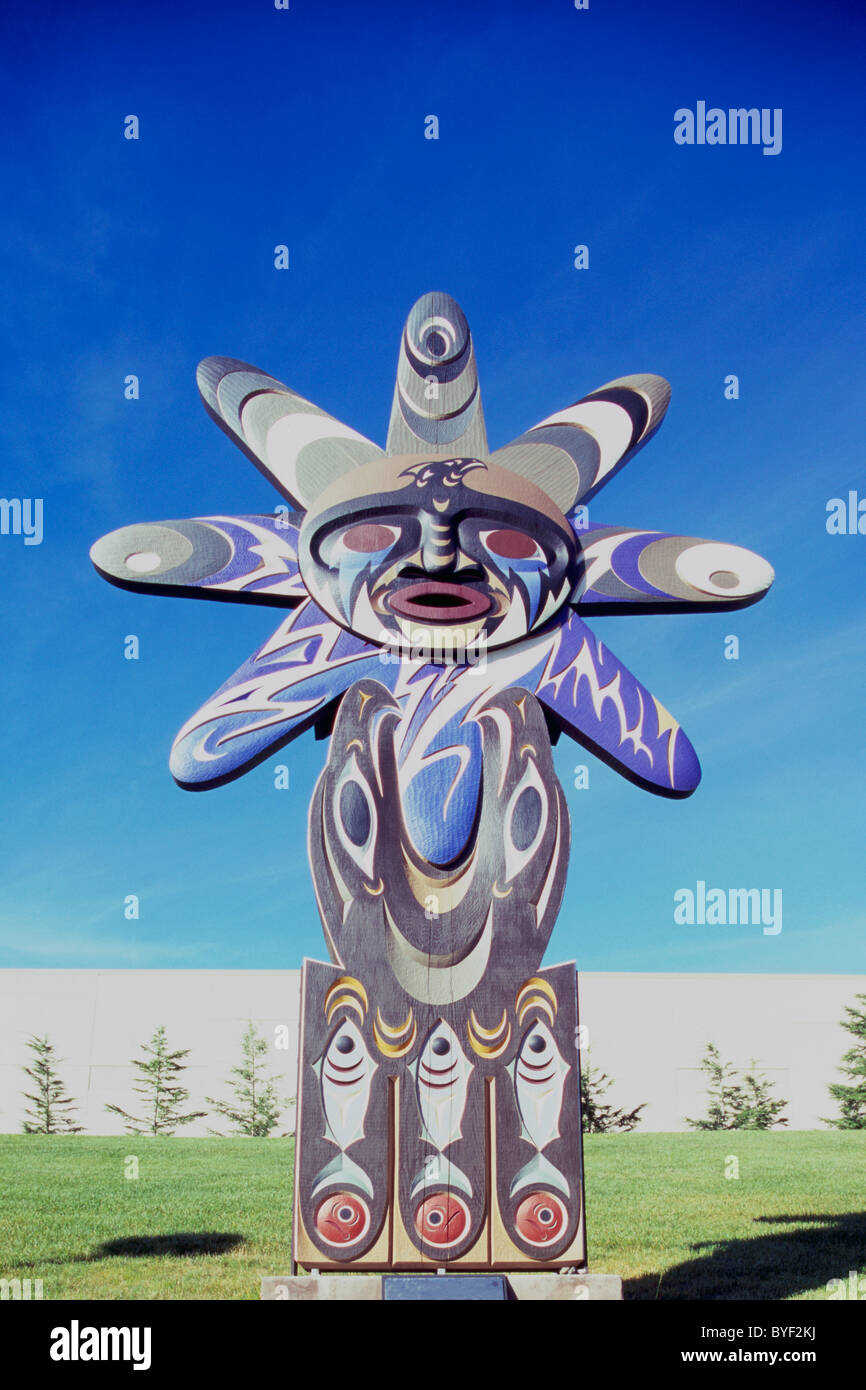 Les Salish de la côte de l'art autochtone, Université de la Colombie-Britannique (UBC), Vancouver, BC - Colombie-Britannique, Canada - Sculpture Musqueam Banque D'Images