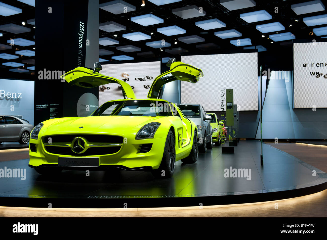 Mercedes-Benz SLS AMG E-Cell voiture de sport électrique au 2011 North American International Auto Show de Detroit Banque D'Images