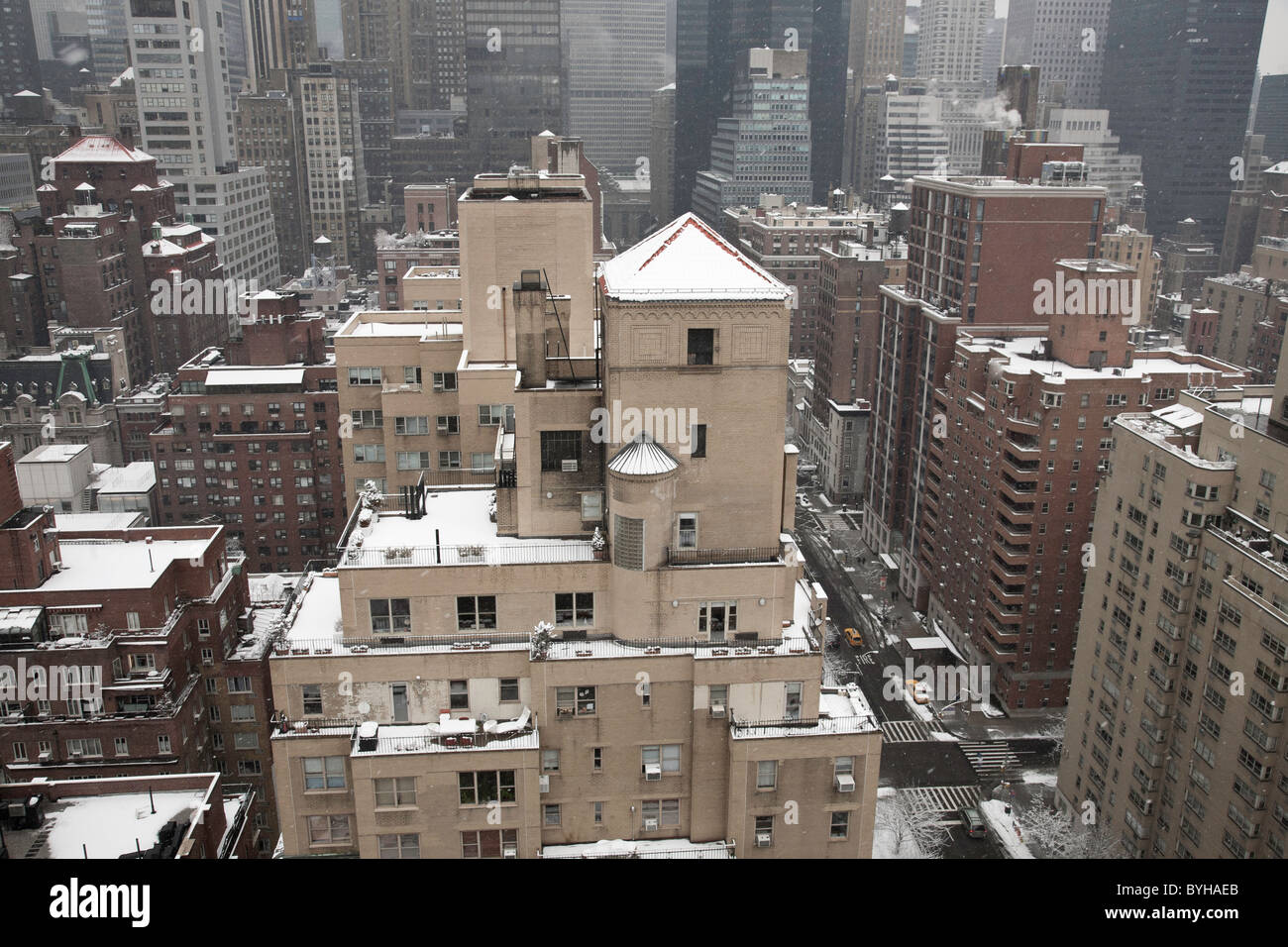 Les toits couverts de neige, Midtown, NEW YORK Banque D'Images