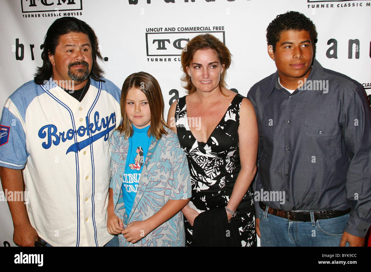 Miko Brando, Rebecca Brando et la famille hôte TCM le Los Angeles premiere et partie pour la tenue au documentaire de Marlon Brando Banque D'Images