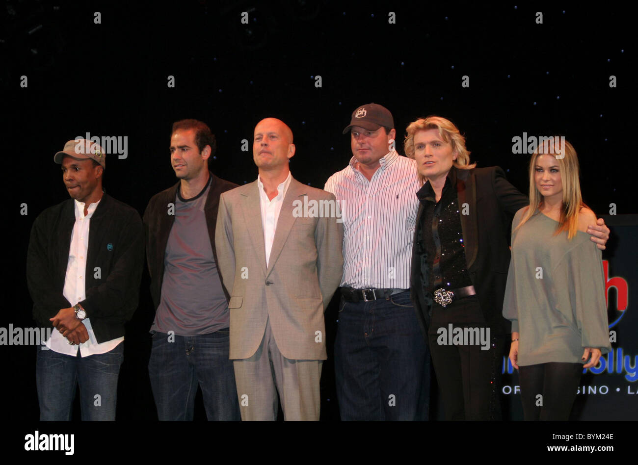 Ray Leonard,Pete Sampras,Bruce Willis, Hans Klok et Carmen Electra Conférence de presse pour le lancement de la nouvelle planète Banque D'Images