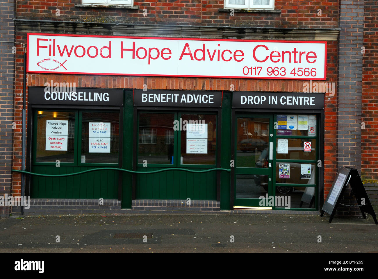 Centre d'aide et pour les personnes en quête de conseils et de prestations de conseil, Bristol, Royaume-Uni. Banque D'Images
