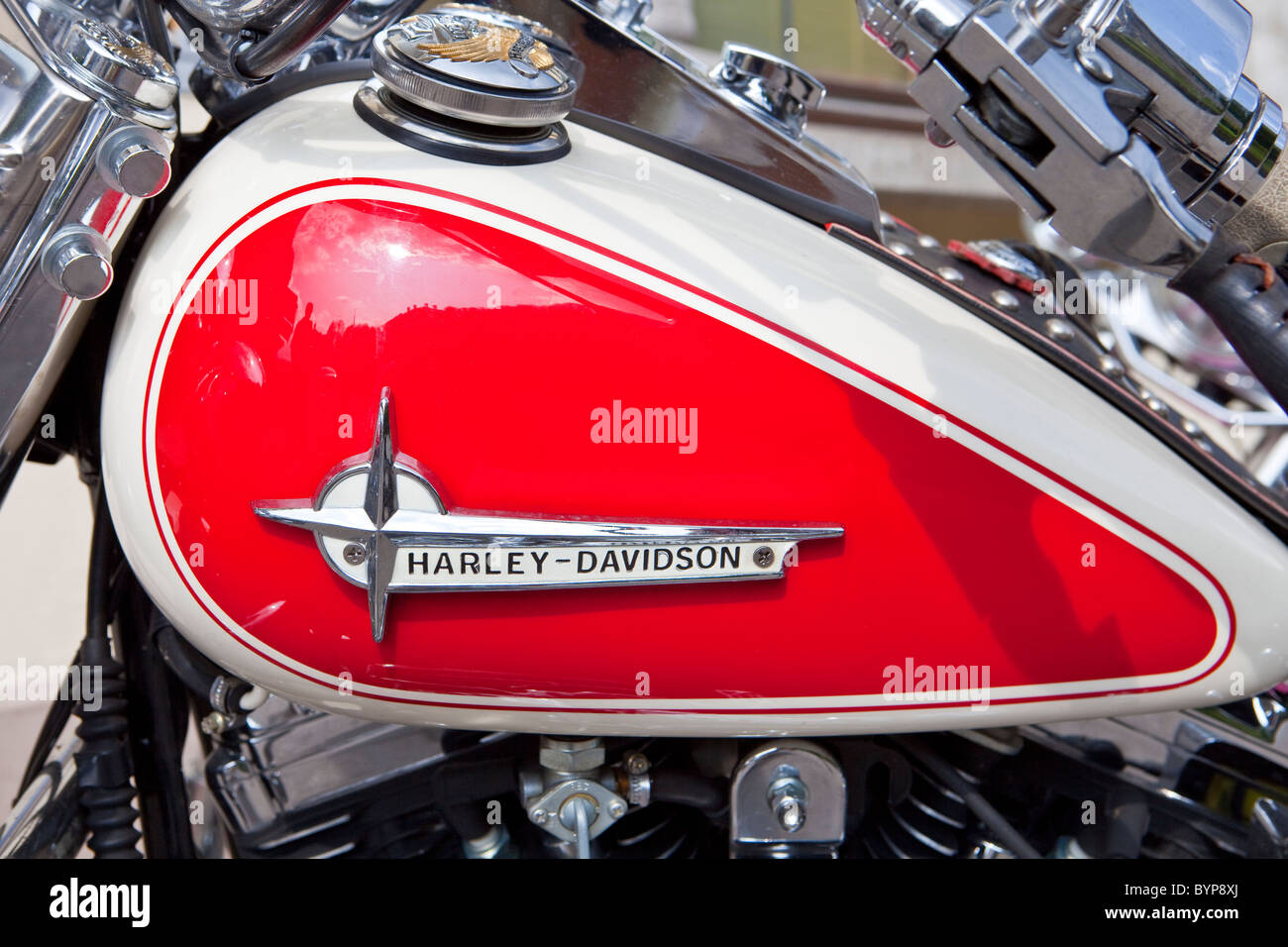 Harley davidson motorcycle live ride Banque de photographies et d ...