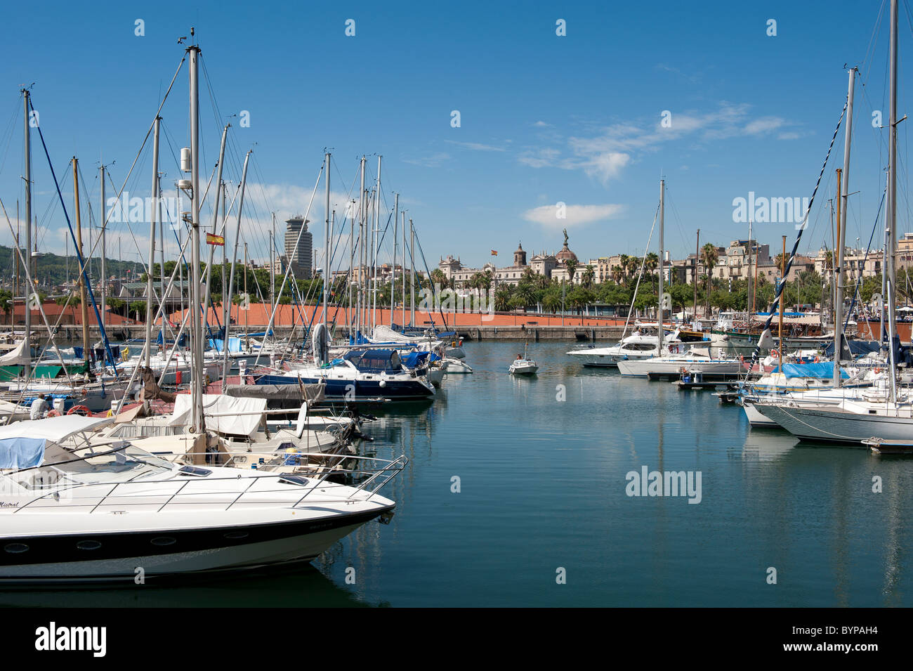 Le port de yachts en Espagne Barcelone Banque D'Images