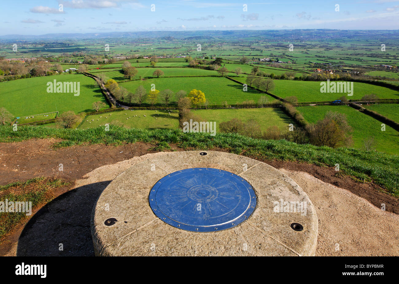 Le toposcope sur haut de Tor de Glastonbury, Glastonbury, Somerset, Angleterre Banque D'Images