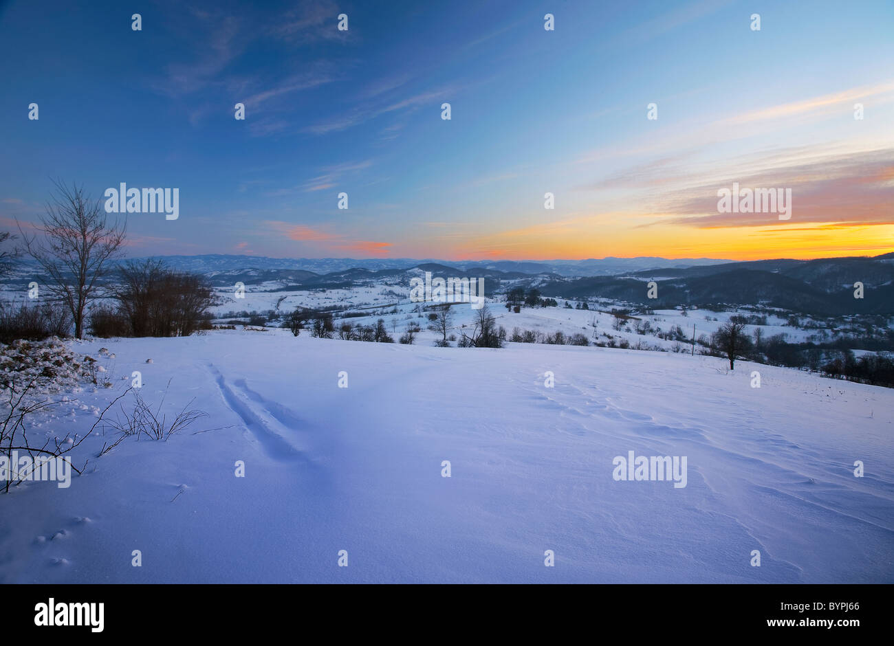 La nature sauvage de l'hiver de la Serbie centrale. Montagnes Ovcar et Kablar pendant la saison d'hiver. Banque D'Images