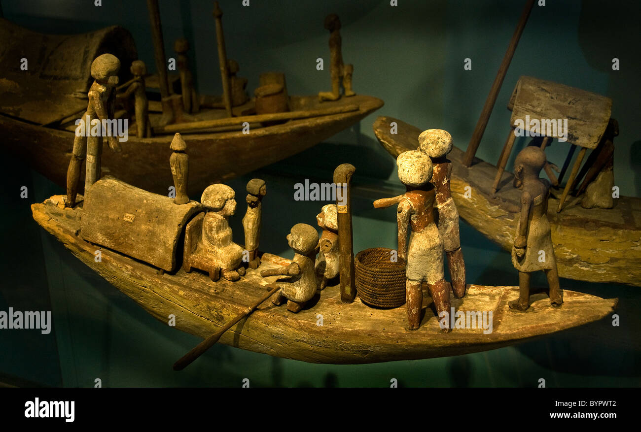 Bateau à voile modèle 2000 - 1800 BC Wood égyptien Egypte Banque D'Images