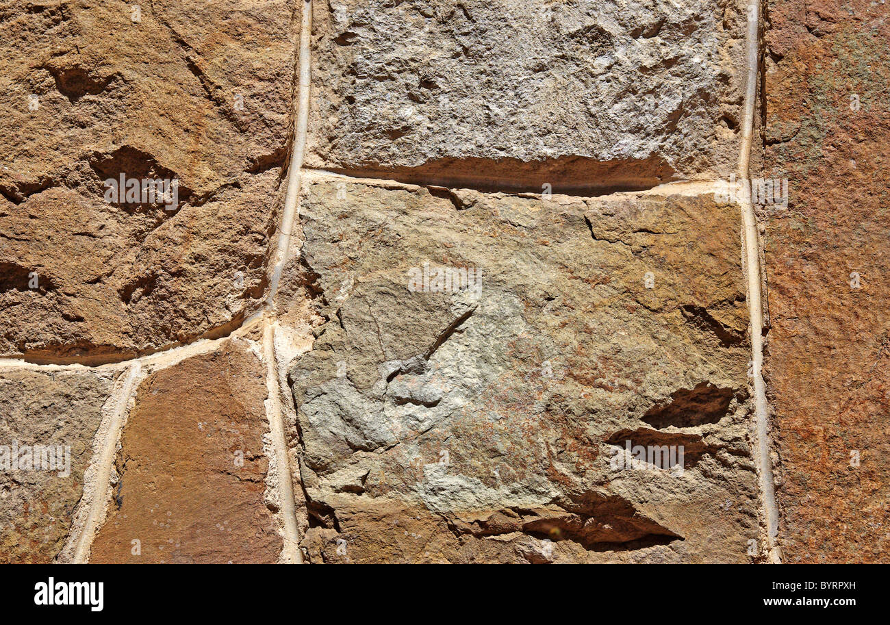 Mur de moellons bruts. Bon comme fond ou un arrière-plan. Banque D'Images