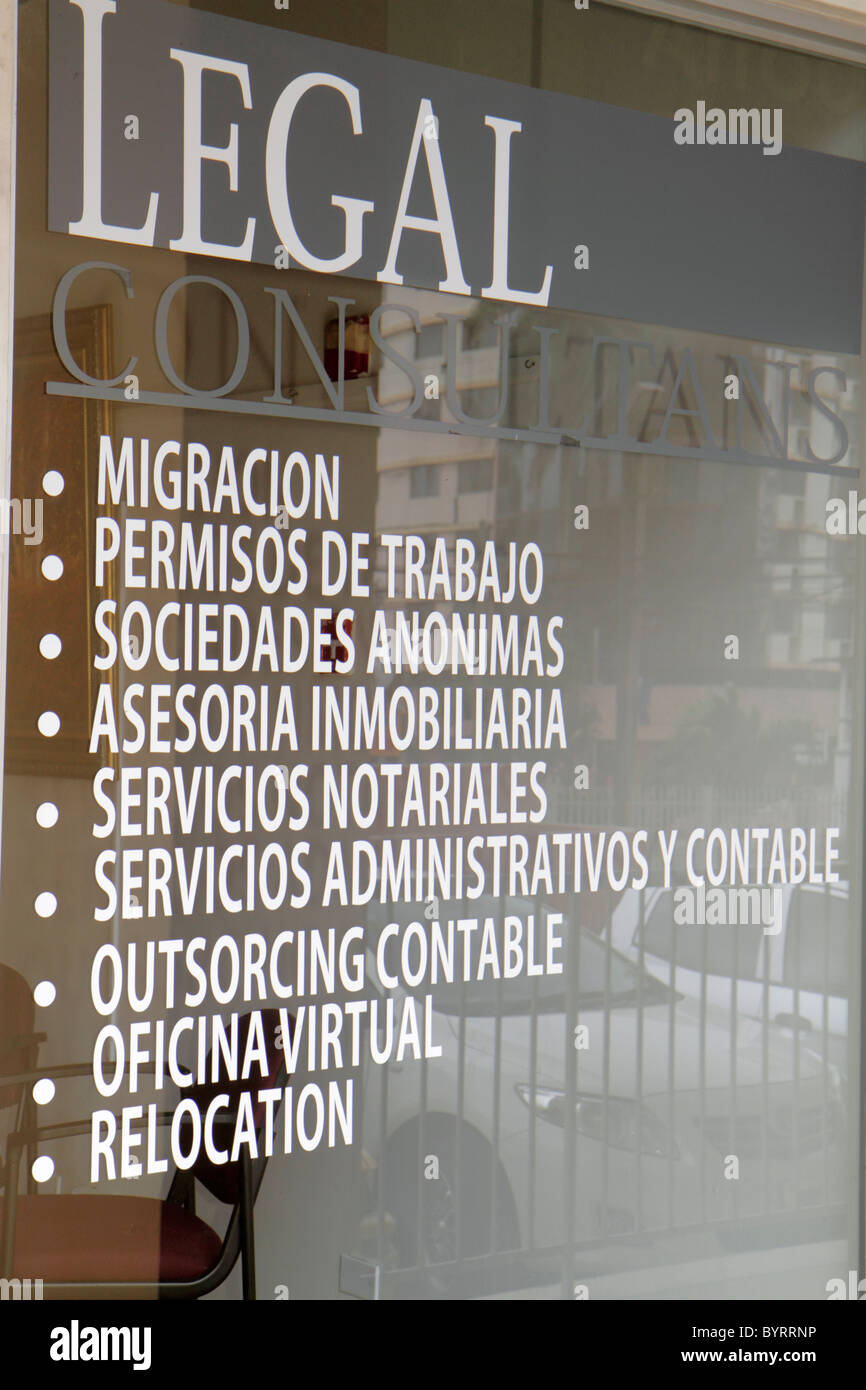 Panama,Latin,Amérique Centrale,Panama City,Bella Vista,via Espana,bureau de droit,fenêtre,vitrine,graphique en verre,panneau,langue espagnole,bilingue,notaire,immi Banque D'Images