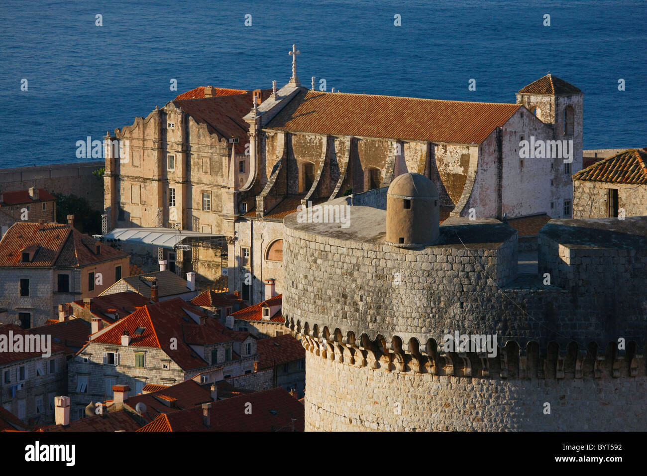 Dubrovnik, fort de Minceta et cathédrale de l'Assomption de la Vierge Marie, la Croatie, Dalmatie du patrimoine mondial de l'Adriatique, Banque D'Images