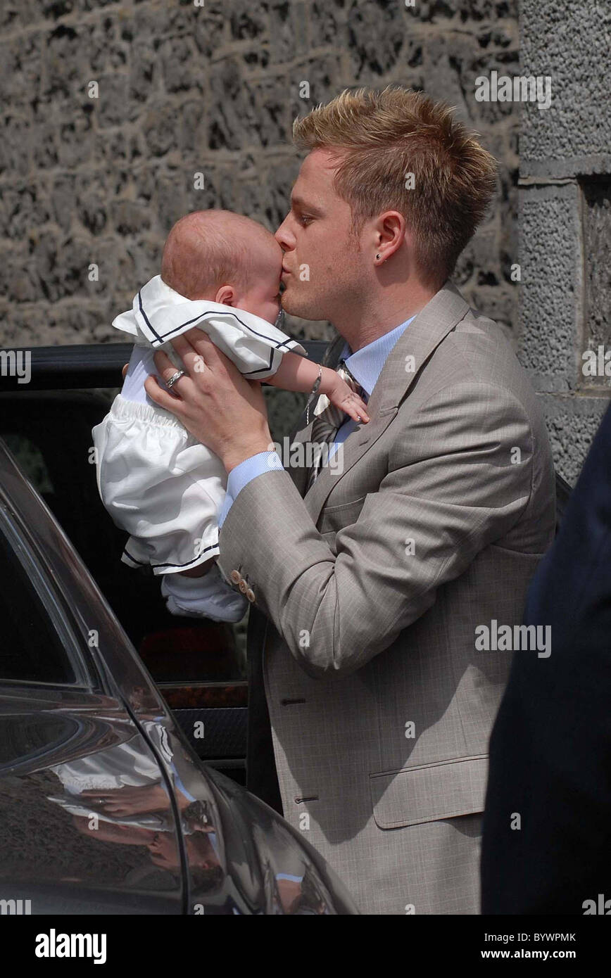 Nicky Byrne Westlife s Nicky Byrne et son épouse Georgina célébrer le baptême de leur fils