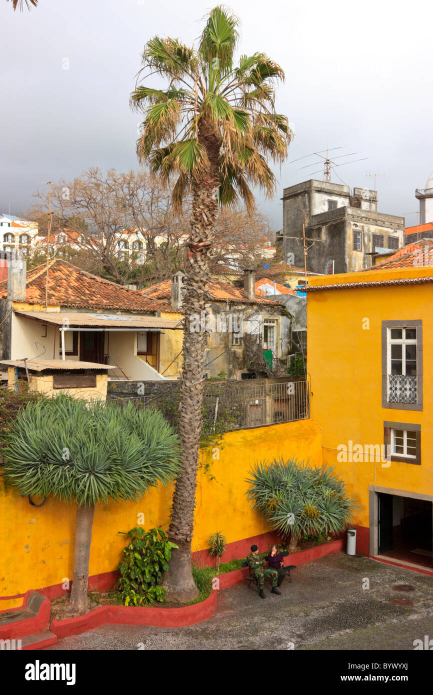 Fort Sao Tiago, le jaune 'Fort', à Funchal, Madère Banque D'Images