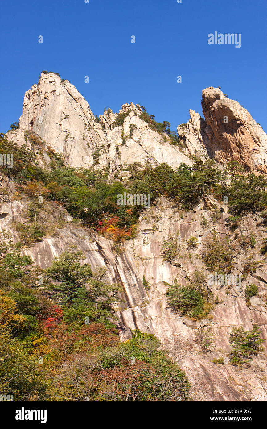 Biseondae peaks, Parc National de Seoraksan, Corée du Sud Banque D'Images