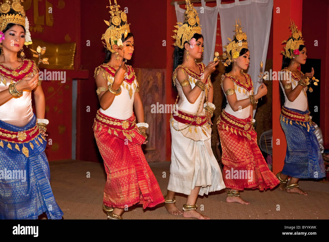 Danseuse Apsara traditionnelles, au Cambodge Banque D'Images