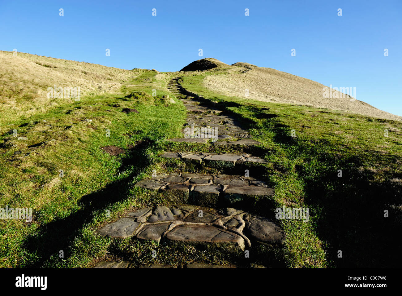 Sentier de pierre abruptes mam tor Derbyshire, Angleterre, Royaume-Uni Banque D'Images