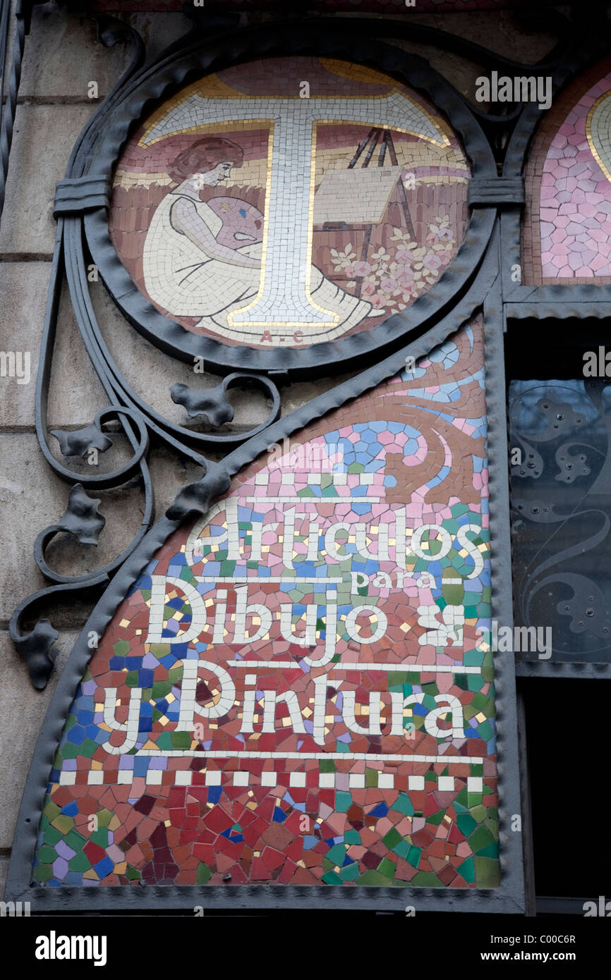 L'avant de la boutique Art Shop à Barcelone, Catalogne, Espagne Banque D'Images