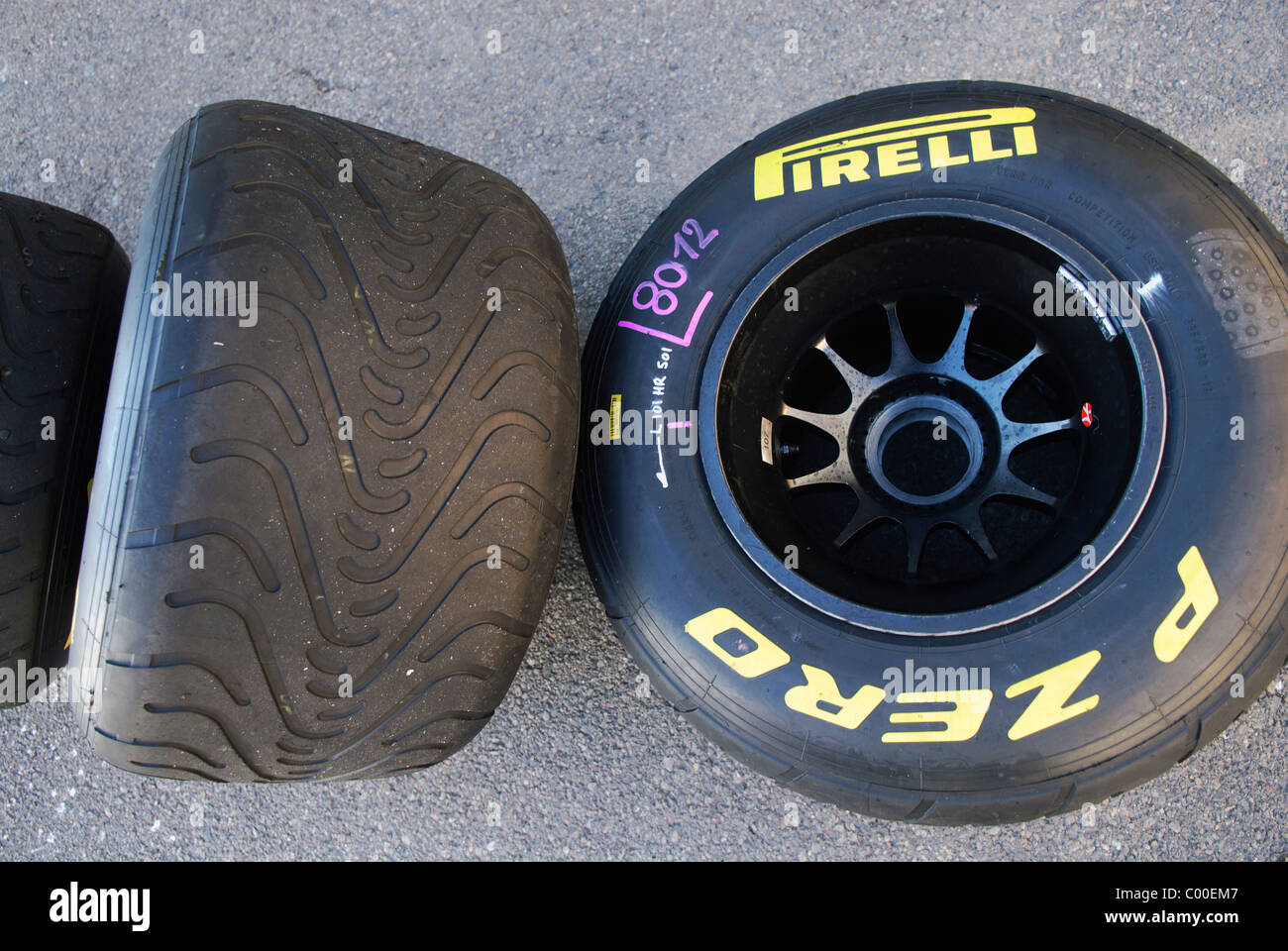 Course de Formule Un tiresTires Pirelli Banque D'Images