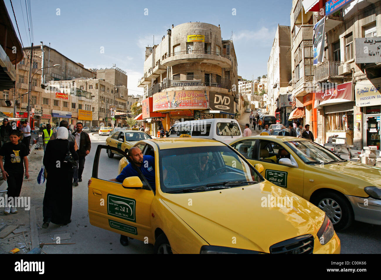 Scène de la circulation au centre-ville d'Amman, en Jordanie. Banque D'Images