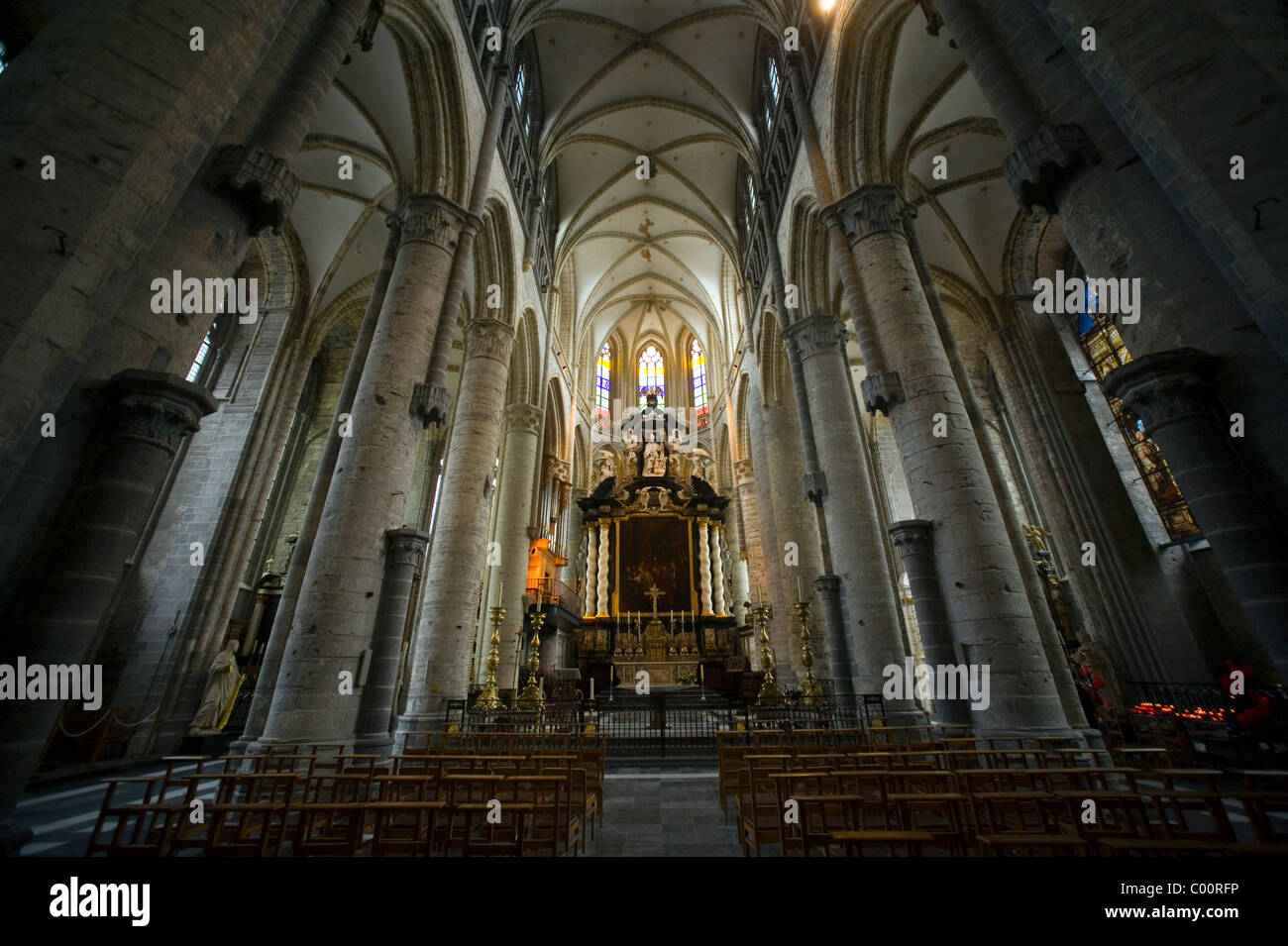 Gand au Flanders-Oost-Vlaanderen, Belgique. Intérieur de l'église St Nicolas, St Niklaaskerk. Banque D'Images