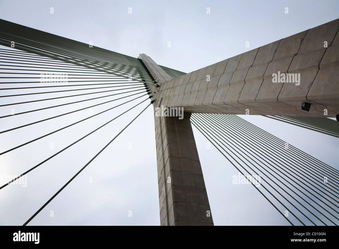 Flintshire Bridge, pont suspendu en béton sur l'A548 au Nord du Pays de Galles près de Connahs Quay, silex, jusqu'à la structure principale du Royaume-Uni Banque D'Images