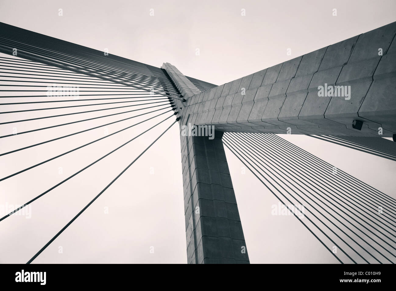 Flintshire Bridge, pont suspendu en béton sur l'A548 au Nord du Pays de Galles près de Connahs Quay, silex, jusqu'à la structure principale du Royaume-Uni Banque D'Images