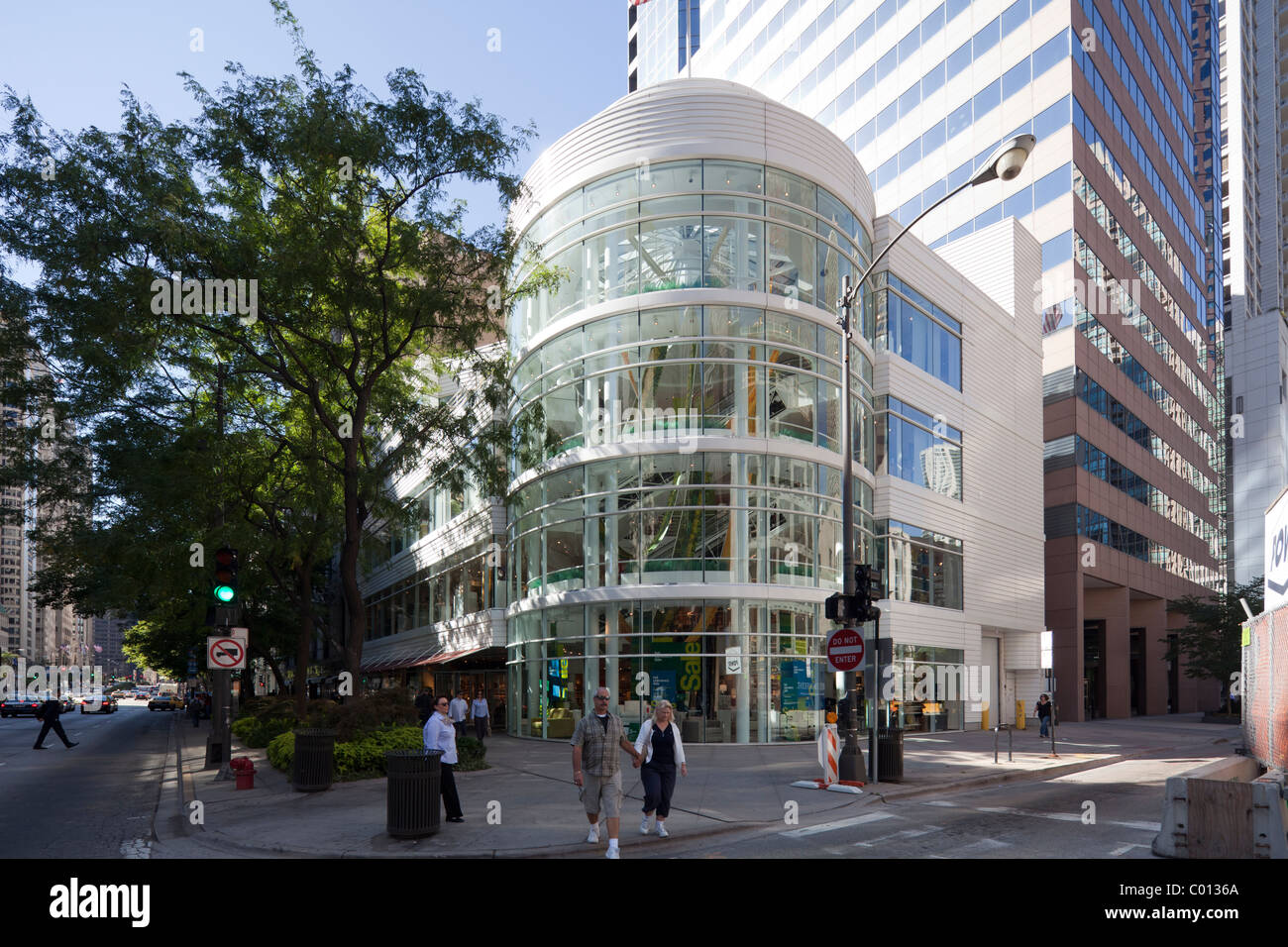 Crate and Barrel magasin phare, 646 North Michigan Avenue, Chicago, Illinois, États-Unis Banque D'Images