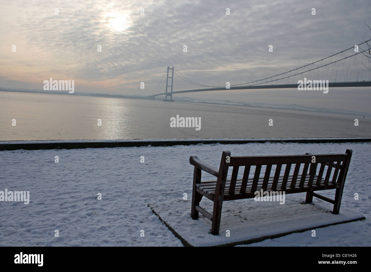 Scène hiver à l'Humber Bridge, Yorkshire, UK Banque D'Images