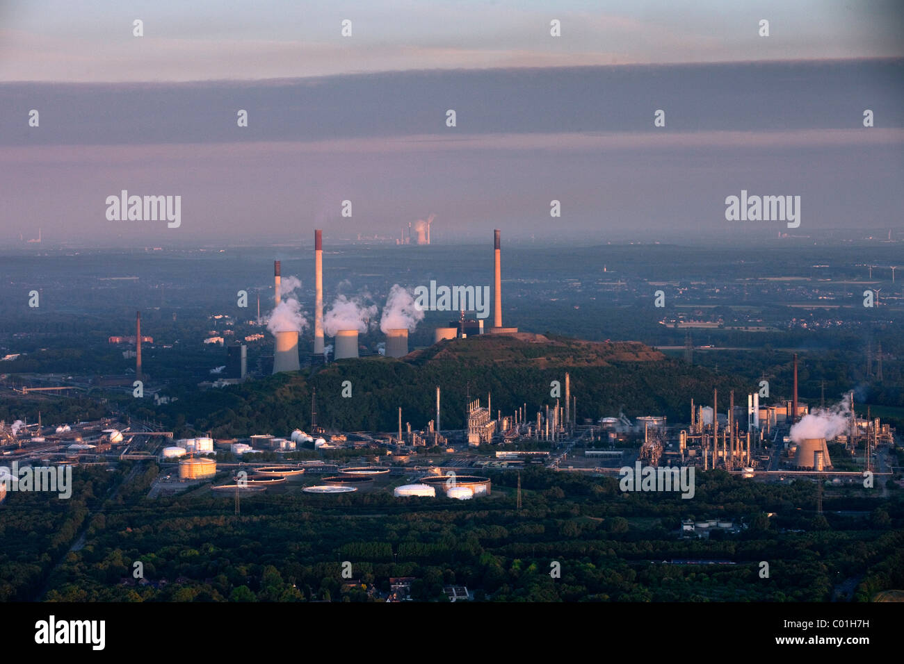 Vue aérienne, quartier Buer, Scholven, raffinerie BP, Aral, Scholven STEAG centrale, centrale de charbon, de Ruhr area Banque D'Images