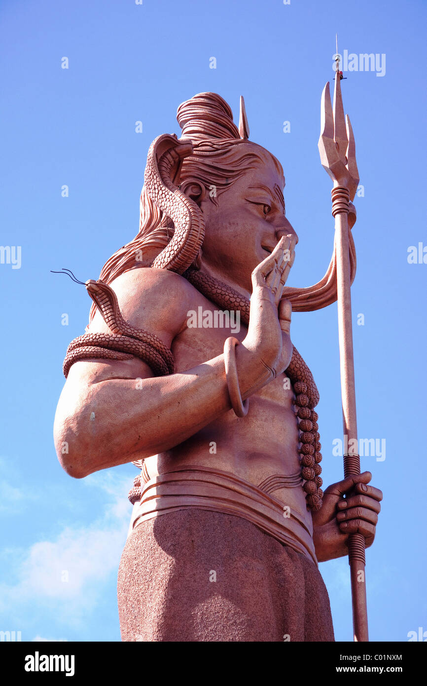 Statue de Seigneur Shiva au lac sacré de Grand Bassin, Ile Maurice, Afrique du Sud Banque D'Images