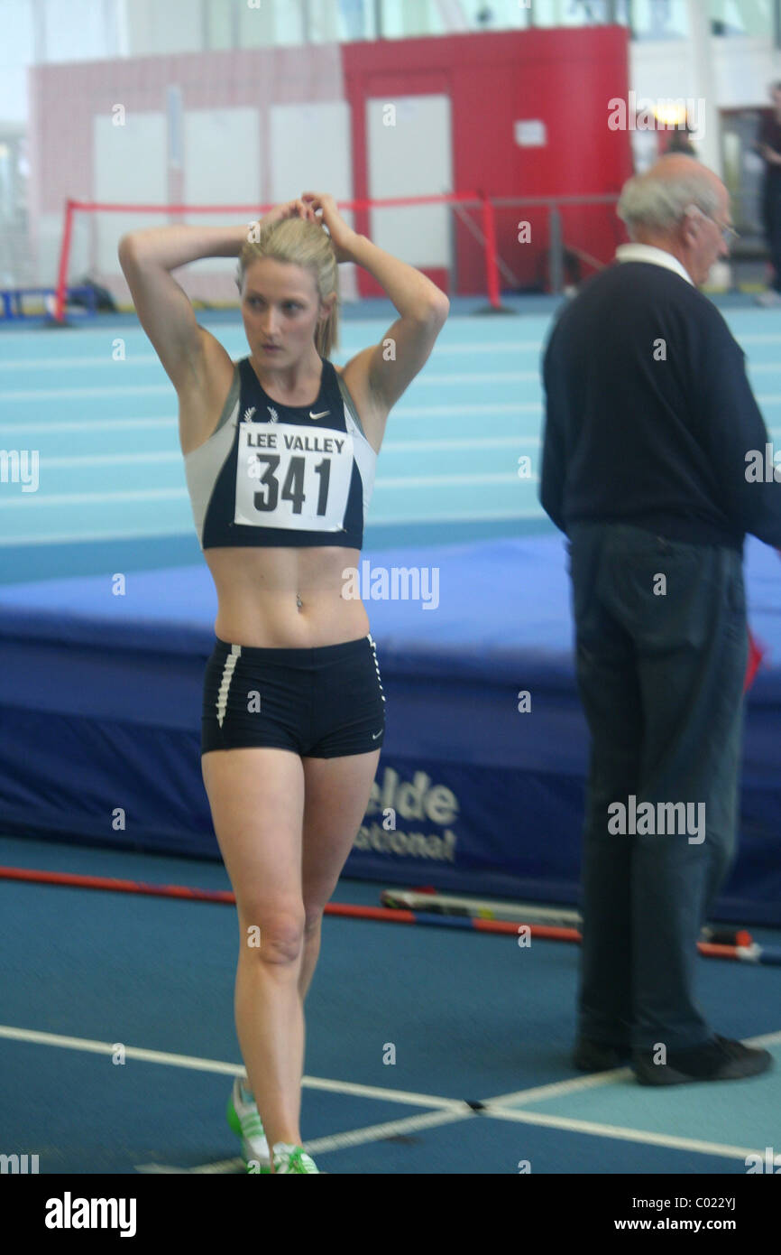 Frances Smithson marche à la London Jeux d'Intérieur Banque D'Images