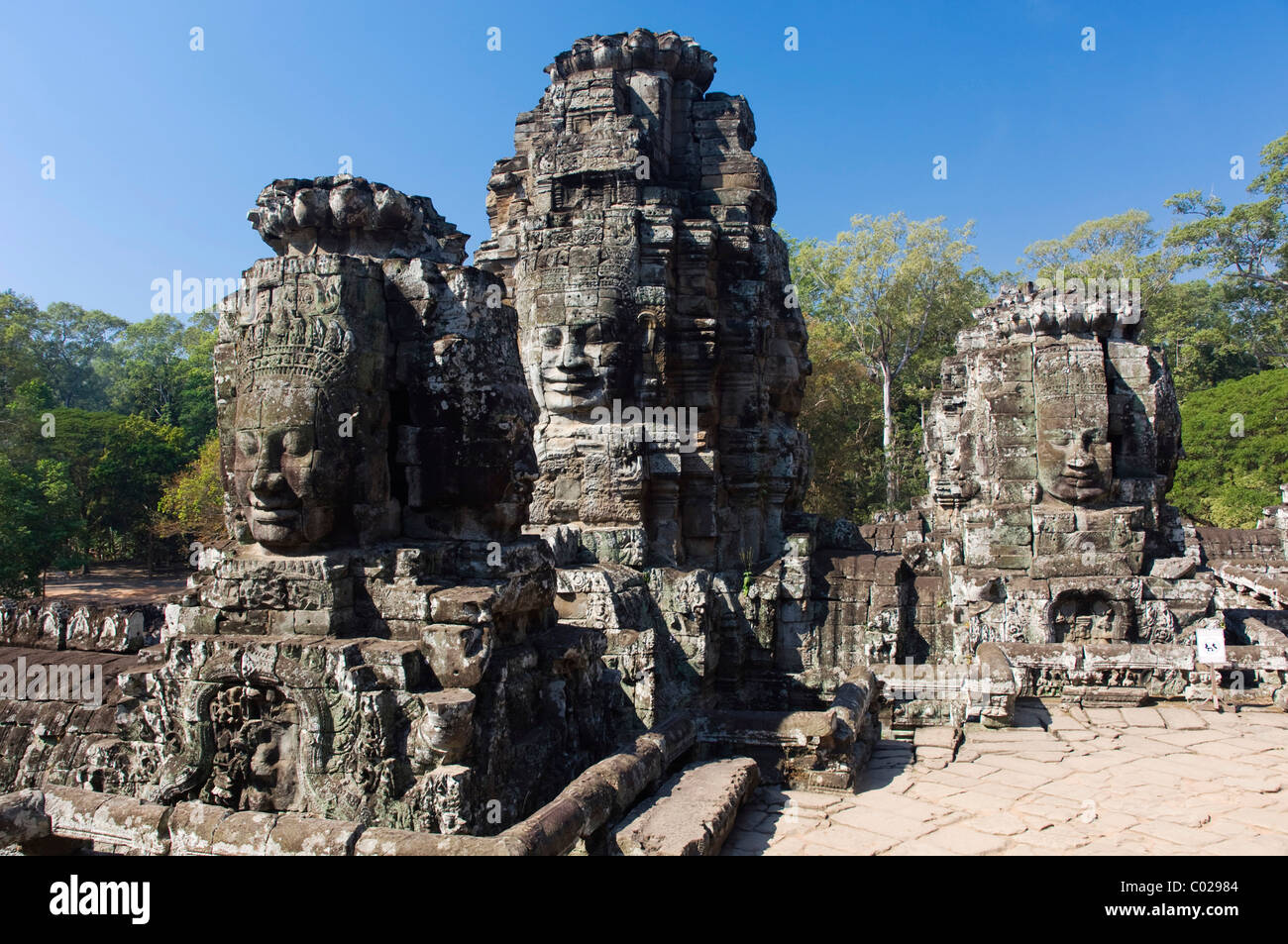 Visage de pierre de Bodhisattva Lokeshvara, temple Bayon, temples d'Angkor, Siem Reap, Cambodge, Indochine, Asie du sud-est Banque D'Images