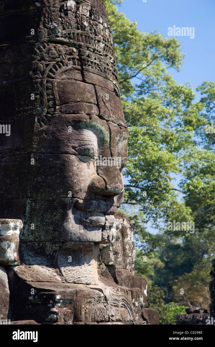 Visage de pierre de Bodhisattva Lokeshvara, temple Bayon, temples d'Angkor, Siem Reap, Cambodge, Indochine, Asie du sud-est Banque D'Images