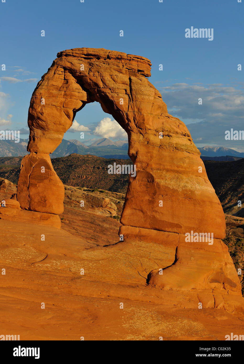 Delicate Arch, rock arch, Montagnes La Sal, Arches National Park, Moab, Utah, sud-ouest des États-Unis Banque D'Images