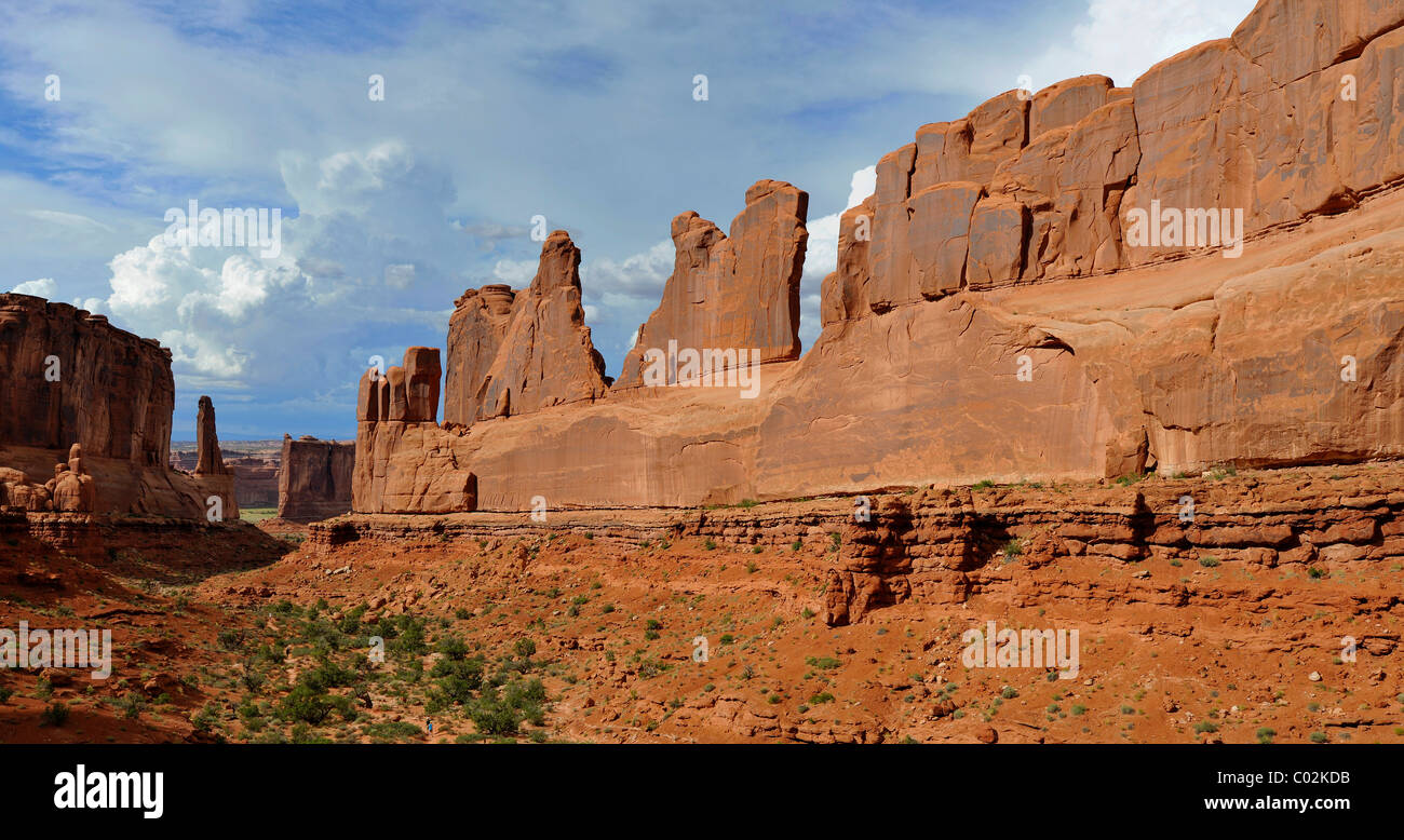 Tour de Babel rock formation, Park Avenue Trail, Arches National Park, Moab, Utah, sud-ouest des États-Unis Banque D'Images