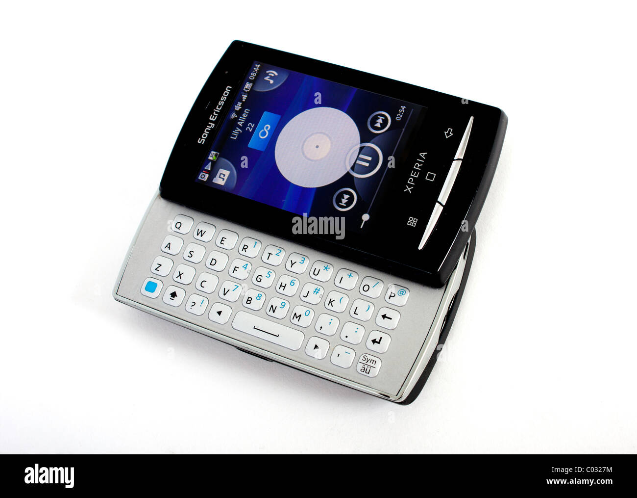 Un Sony Ericsson Xperia mini pro téléphone mobile sur un fond blanc comme une marque de produit image montrant le lecteur de musique Banque D'Images