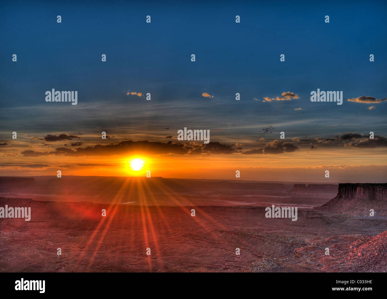 Coucher de soleil sur Canyonlands National Park, Island in the Sky, USA Banque D'Images