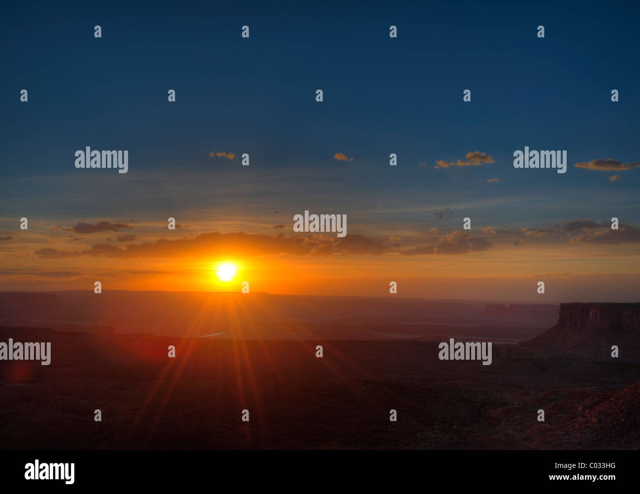 Coucher de soleil sur Canyonlands National Park, Island in the Sky, USA Banque D'Images