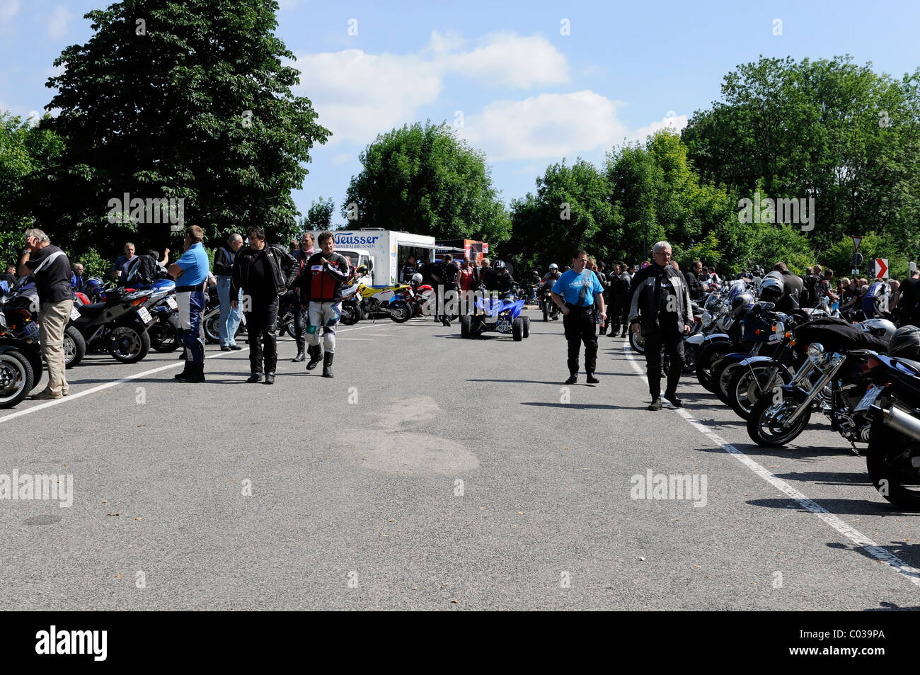 Les motocyclistes à betterave Loewenstein, Bade-Wurtemberg, Allemagne, Europe Banque D'Images