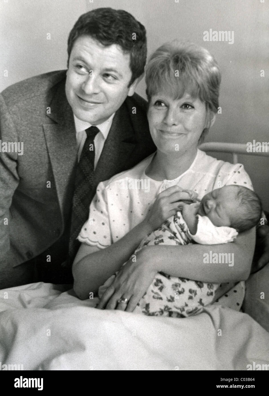 âge Claude Wolff Mari De Petula Clark PETULA CLARK UK chanteuse et actrice de cinéma avec mari Claude Wolff