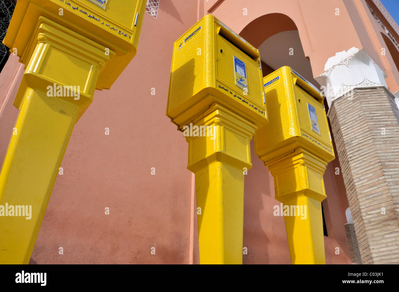 Boîtes aux lettres de la Poste royale marocaine, Poste Maroc, Marrakech, Maroc, Afrique Banque D'Images