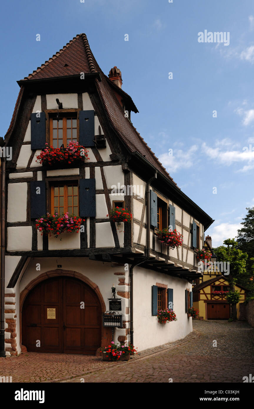 Maison ancienne à colombages, 4 Rue de l'Oberhof, Kaysersberg, Alsace, France, Europe Banque D'Images