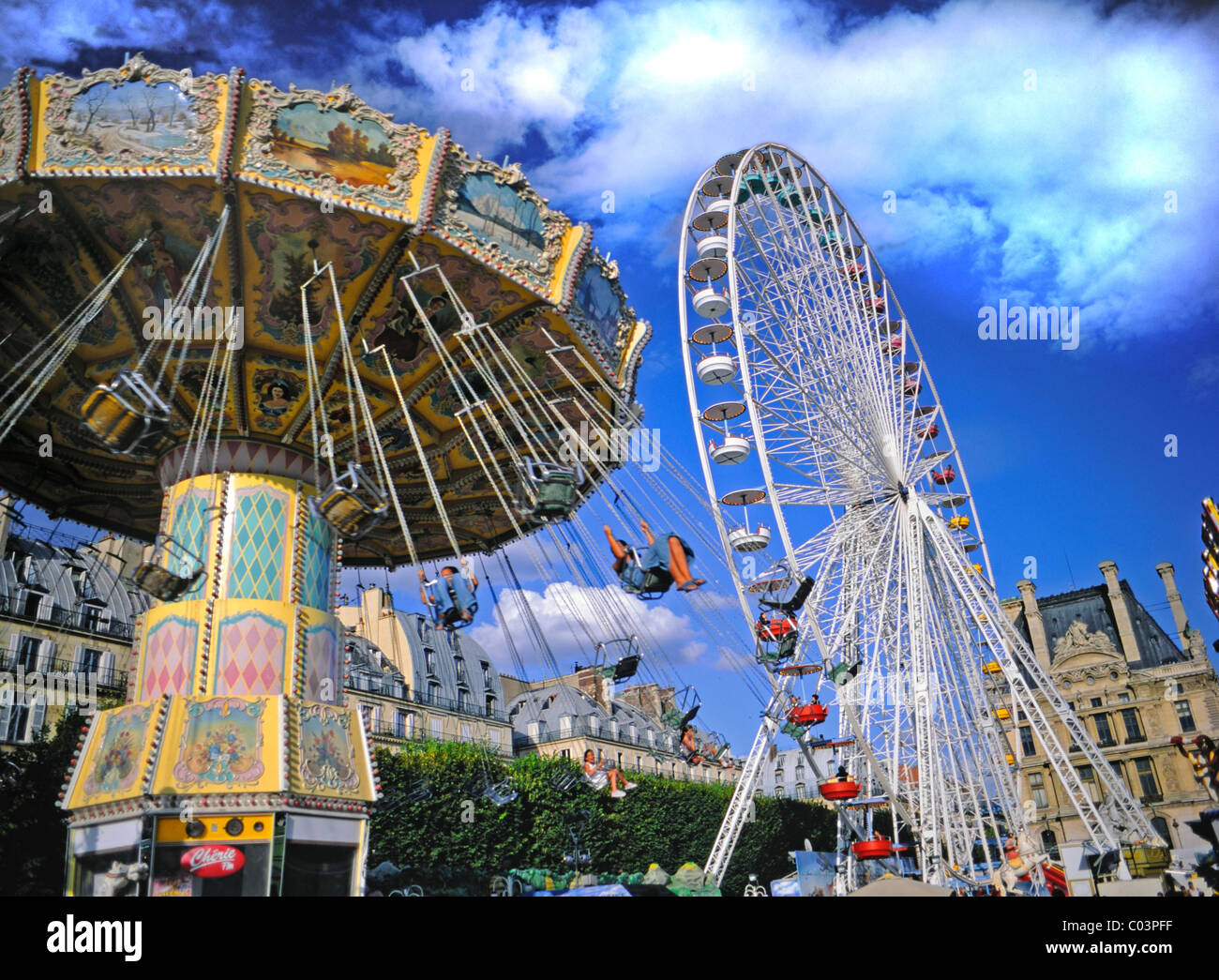 Paris, France. Jardin des Tuileries. Fun Fair, grande roue, Manège Banque D'Images