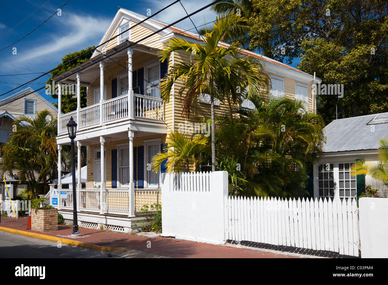 Vieille maison traditionnelle en bois dans la région de Key West, Floride, USA Banque D'Images
