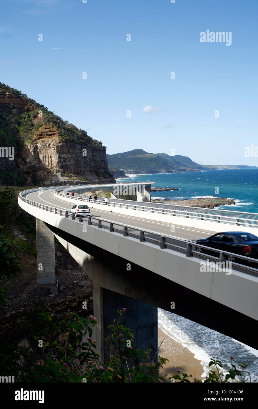 Sea Cliff Bridge, Lawrence Hargrave Drive, Clifton près de Wollongong, Nouvelle-Galles du Sud, Australie Banque D'Images