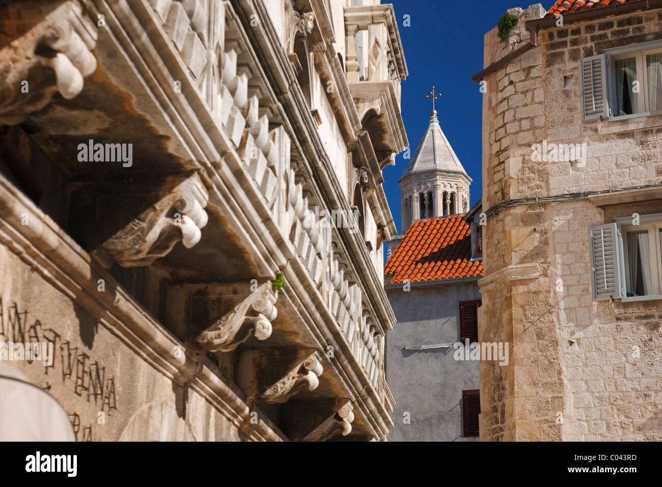 Split, l'ancien balcon. Et Cathédrale de St Dominus. Banque D'Images