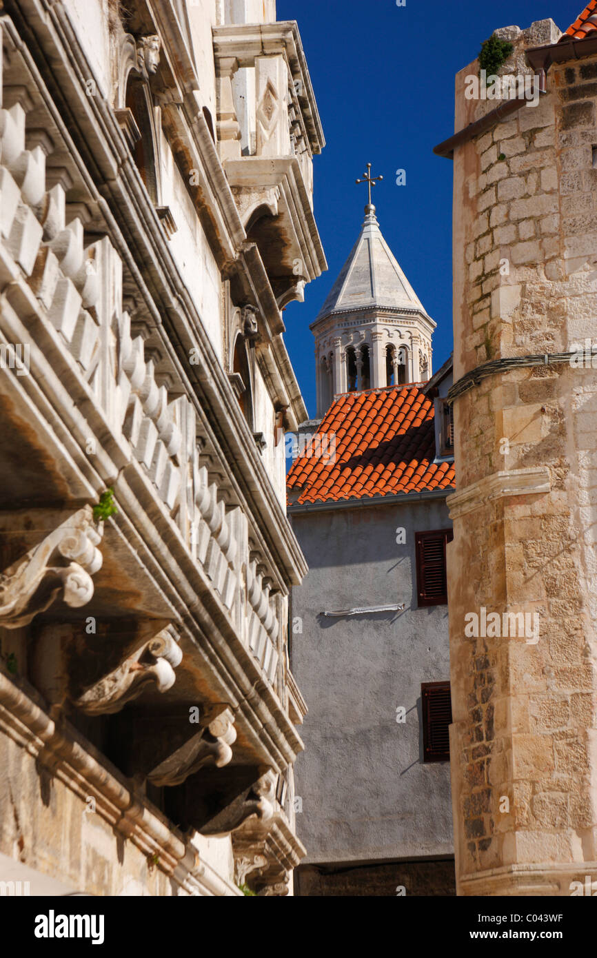 Split, ancien balcon et Cathédrale de St Dominus Banque D'Images